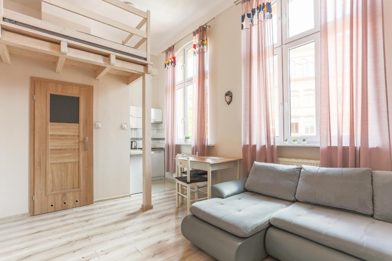 Apartament Z Antresolą 2 *