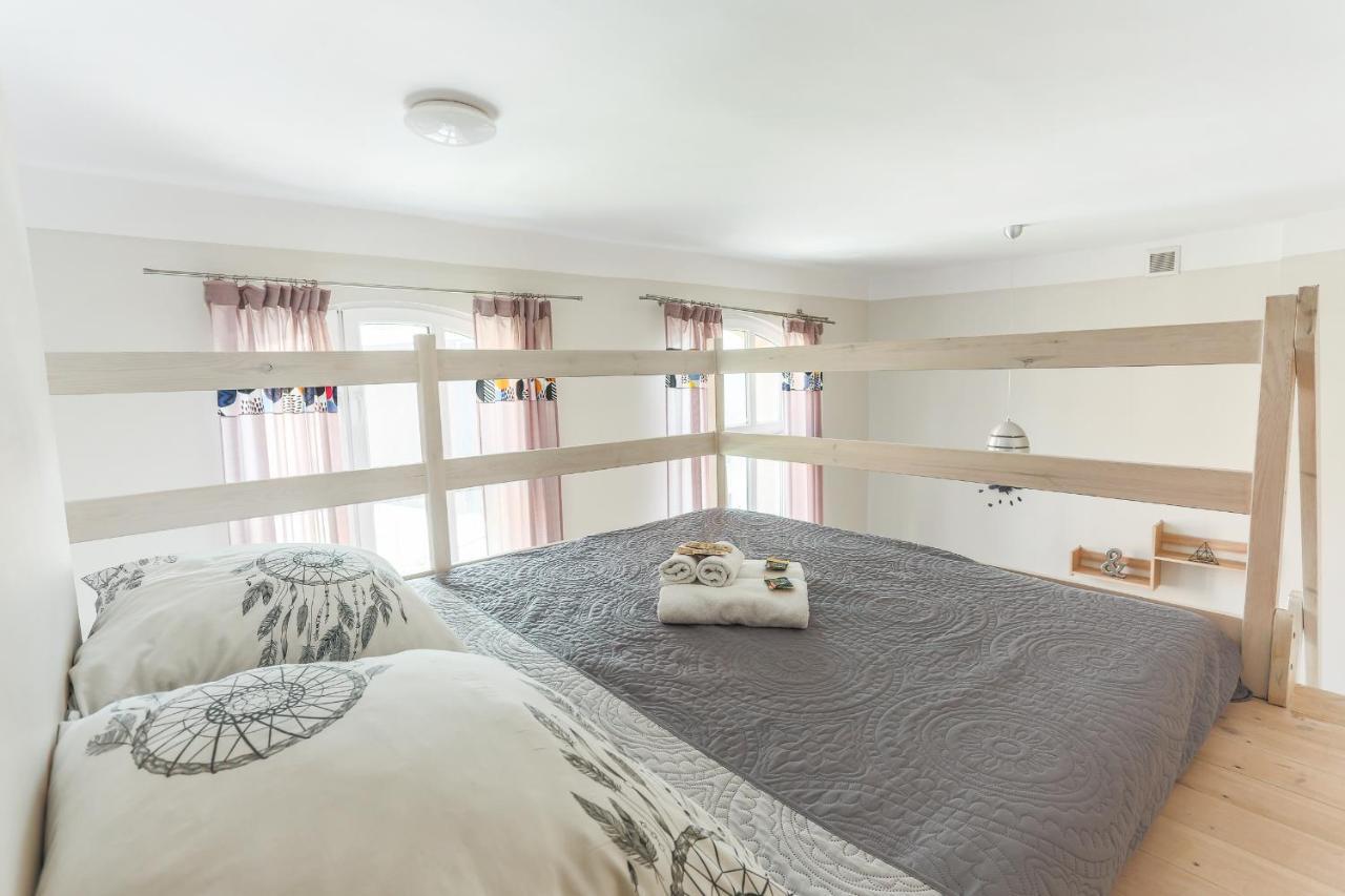Z Antresolą 2 Apartament *